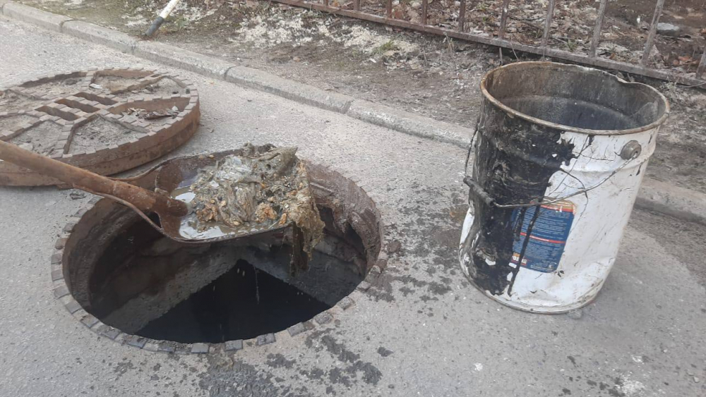 Устрашающий жирберг выловили из канализации в Волгограде