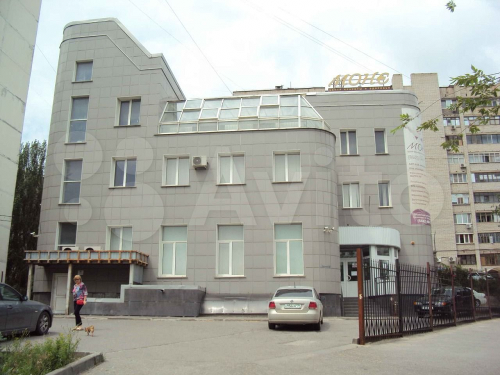 Гостиницы, автосалоны, цеха, бизнес-центры: в Волгограде массово распродаётся бизнес
