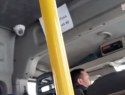 «Ты кто? Нацепил козырку!»: водитель маршрутки с бранью набросился на парня в военной форме в Волгограде