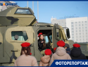 Трофейную боевую машину США Bradley привезли военные в Волгоград 