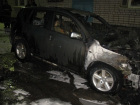 Неизвестные сожгли Toyota RAV 4 на западе Волгограда