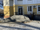 Обвиняемый в варварской переделке владелец «Магнита» в уникальном доме в Волгограде пытается судиться с приставами и мэрией