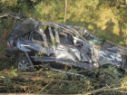 Mercedes-Benz перевернулся в кювет и загорелся на трассе в Волгоградской области