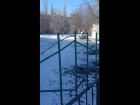 В Волгограде огородили поликлинику колючей проволокой от террористов
