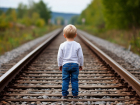 Двухлетний малыш попал под поезд под Волгоградом 