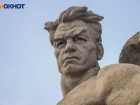 Мемориалу "Героям Сталинградской битвы" исполнилось 55 лет 