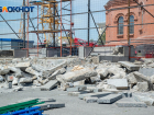 «Совершенно бессмысленное уничтожение»: общественность шокирована сносом гранитных трибун в Волгограде