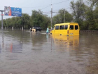 Власти Волгограда из-за дождя закрыли движение по двум из трех существующих продольных магистралей города