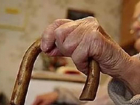 Под Волгоградом 77-летняя старушка голыми руками задушила подругу за сигарету 