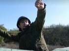 Волгоградских мобилизованных учат метать ручные гранаты