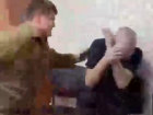 "Побил и правильно сделал": Кадыров показал на видео, как сын избивал сжегшего Коран волгоградца  