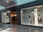 В Волгограде пустовавшие магазины Zara открылись под новым брендом