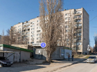 В Волгограде школьник сорвался с крыши девятиэтажки