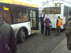 Автобус протаранил троллейбус в центре Волгограда