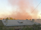 «Город задыхается»: рыжее облако смога над заводом «Красный Октябрь» показал волгоградец