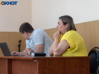 Ритуальная бизнесвумен в Волгограде судится с онкобольной, отцом воюющего и пенсионерами