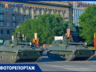 Репетиция Парада Победы с военной техникой в Волгограде в объективе фотографа