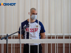 «Брата узнал по одежде»: в Волгограде в суде допросили старшего брата расиста-убийцы