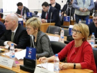 Сегодня депутаты Волгограда решат, стоит ли поднять зарплату бюджетникам