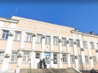 Волгоградской выпускнице дважды отказали в выдаче важной справки для вуза
