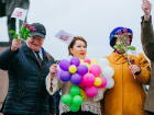 С шарами наперевес и в труде: как отметили праздник 1 мая видные политики из Волгограда