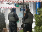 В Волжском неизвестный «заложил» 2 гранаты в кафе «Волга» 