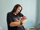 Волгоградка родила четвертого ребенка: малышку пришлось спасать врачам