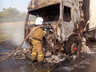 На трассе в Волгоградской области за считанные минуты сгорел грузовик 