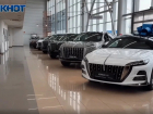 Тест-драйв Hongqi на 24 часа предлагают в автосалоне «Автобиография»