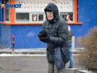 Снегопад в Волгограде  попал в объектив фотографа