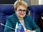 Депутат Госдумы Нина Черняева "похвасталась" в налоговой декларации автомобилем Mazda и собственными землями