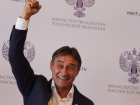 Камиль Ларин провел инструктаж Валерию Карпина перед матчем в Волгограде 