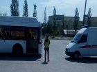 В Волгограде женщину протащило за автобусом «Питеравто»