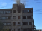 На видео сняли горящий цех волгоградского тракторного завода