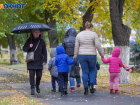 Волгоградский облздрав объяснился за очереди детей на улице в дождь при тестировании на ковид
