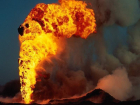 В Камышинском районе горит скважина с нефтью 
