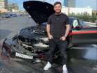 Скандальный блогер нелепо разбил машину за 9 млн рублей на Астраханском мосту в Волгограде