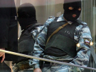 Центральный рынок Волгограда заблокировали бойцы ОМОН