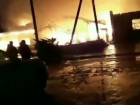 В Волгоградской области сгорел крупный развлекательный комплекс: видео
