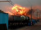 16 груженных серой вагонов загорелись на железной дороге под Волгоградом