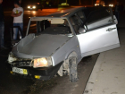 Под Волгоградом водитель ВАЗ-21099 без прав влетел в столб: 1 погиб, 2 в больнице