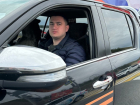 29-летний депутат гордумы Волгограда на Toyota Hilux нажаловался на жару и требует разрешить тонировку