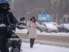 Снежно, морозно и скользко на дорогах: погода на 23 января в Волгограде