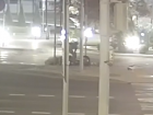 Разбившийся байкер попал на видео на 3-й Продольной в Волгограде