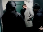 Под Волгоградом попало на видео задержание подпольных банкиров с оборотом 300 млн рублей