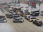 Опубликовано видео жуткого автомобильного коллапса на Второй Продольной в Волгограде