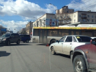 ДТП с автобусом "Питеравто" и сломанный светофор парализовали движение в центре Волгограда