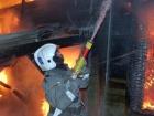 На юге Волгограда пожарные эвакуировали жителей дома