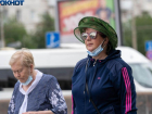 В Волгограде почти 40% населения нарушают масочный режим из-за жары