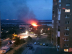 Сгорела площадка у места сбора байкеров на севере Волгограда 